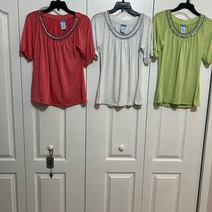 U- KNIT 3 Women Small Summer Stretch Blouse of different color